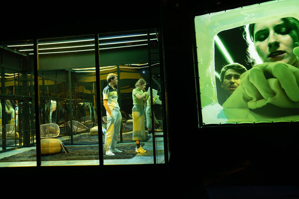 Staatstheater Cottbus: Verblendet