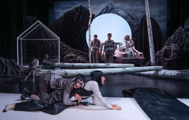 Staatstheater Cottbus: Jugend ohne Gott