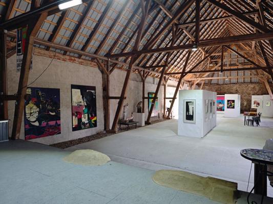 Ausstellung "Vom Umgang mit den Welten" von Tanja Pohl