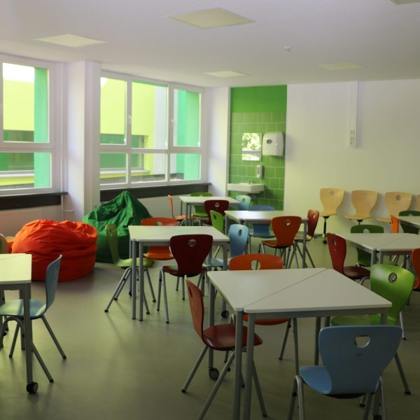 29dae475a435940db93c18a097452b3f02aec188e2e629e848265e2f71f9aa98.jpg#Astrid-Lindgren-Grundschule, #Bildung, #energetische Sanierung, #Energie, #Eröffnung der Astrid-Lindgren-Grundschule nach der Sanierung, #Grundschule, #Schmellwitz, #Schule 29dae475a435940db93c18a097452b3f02aec188e2e629e848265e2f71f9aa98.jpg#Astrid-Lindgren-Grundschule, #Bildung, #energetische Sanierung, #Energie, #Eröffnung der Astrid-Lindgren-Grundschule nach der Sanierung, #Grundschule, #Schmellwitz, #Schule